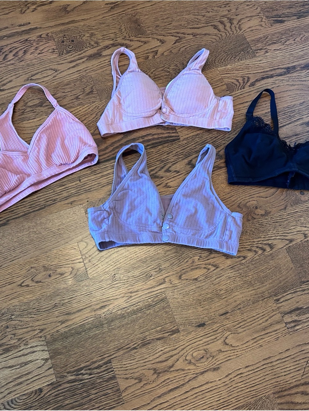 Women’s nursing bras